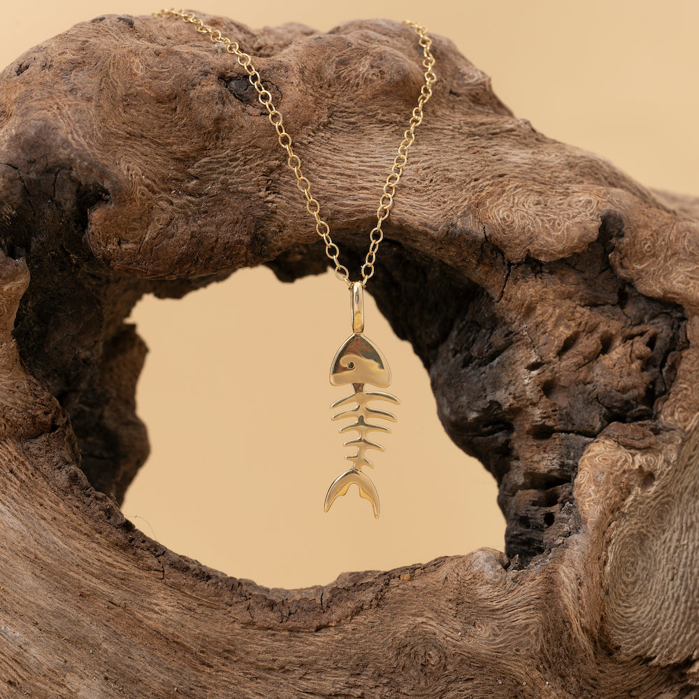 9ct Yellow Gold and Diamond Fishbone Necklace - Connector Loop