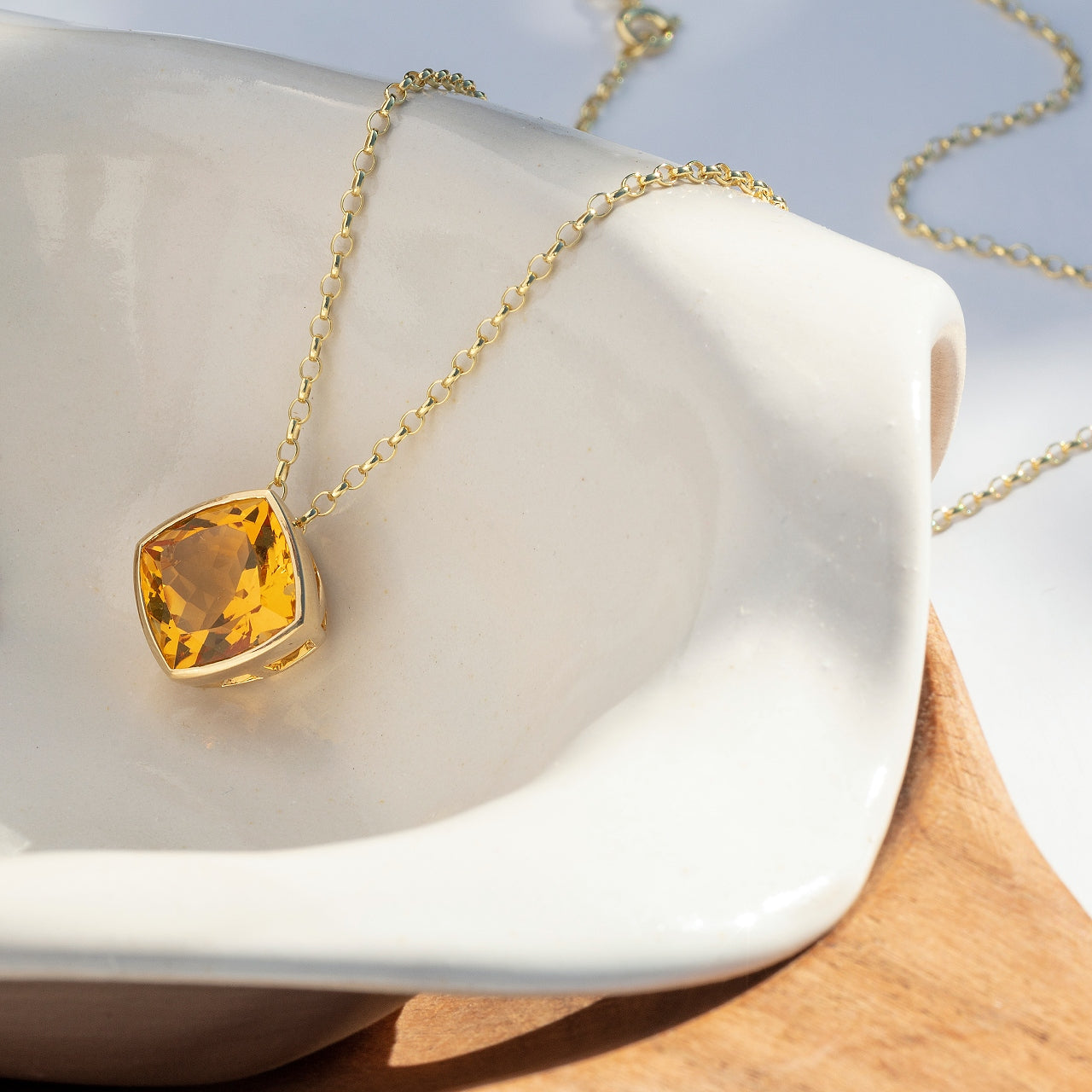 9ct Yellow Gold Rub-Over Set Cushion Citrine Earrings
