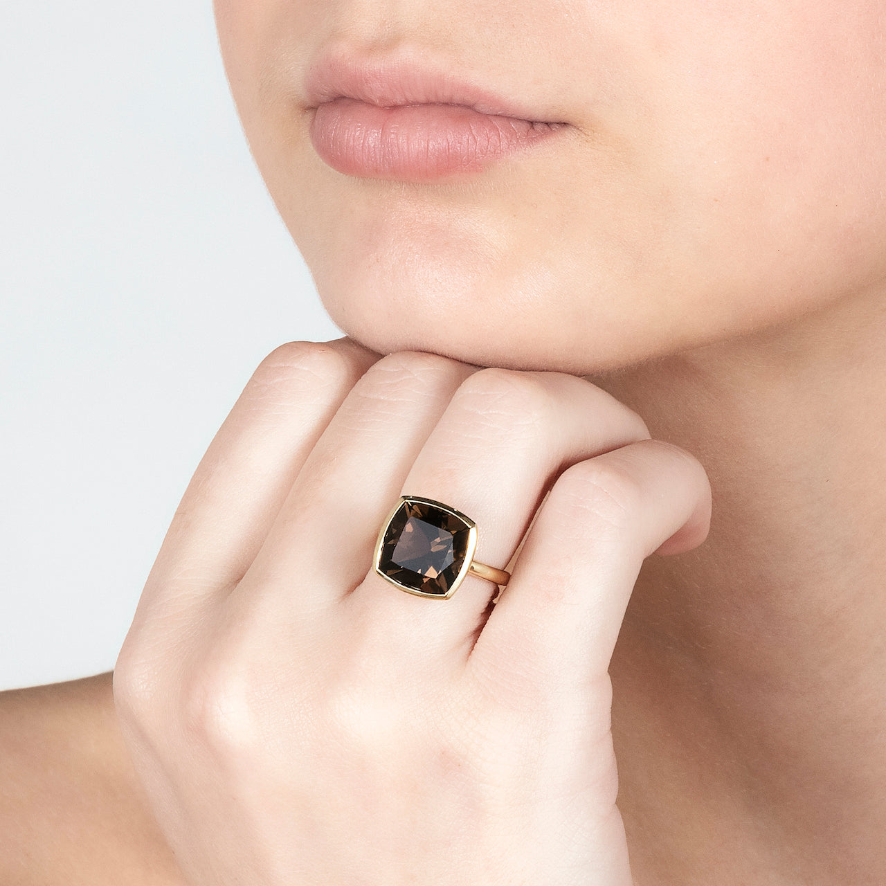 9ct Yellow Gold Single-Stone Smokey Quartz Ring