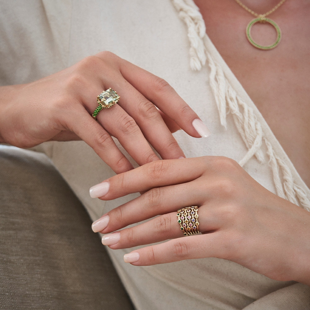 9ct Yellow Gold Stacking Ring with Round Tsavorite