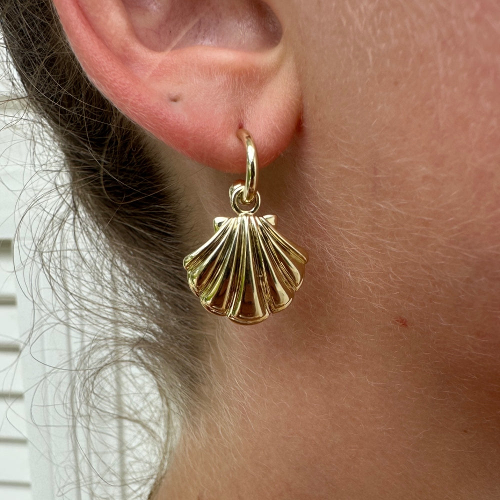 9ct Yellow Gold Earrings with Interchangeable Plain Shell Drops