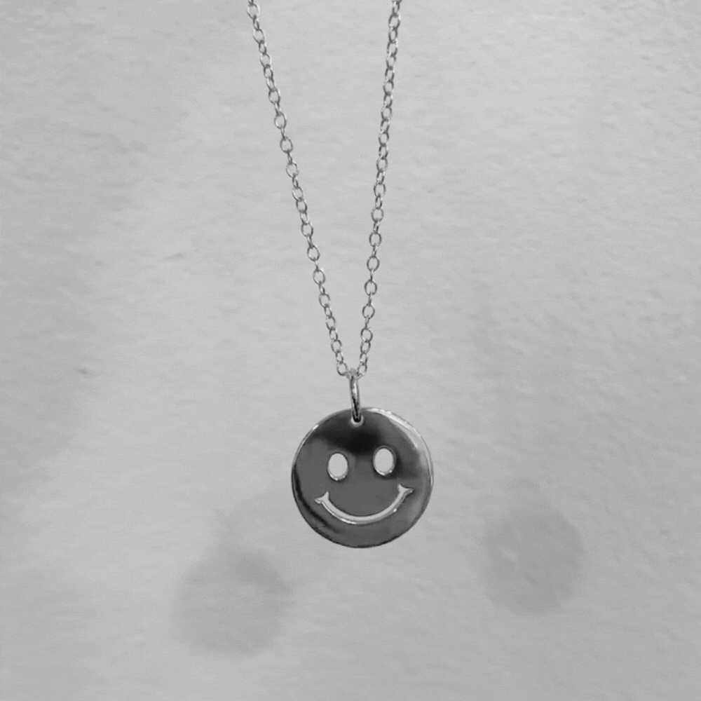 9ct White Gold Cutout Smiley Necklace (Small/Large)